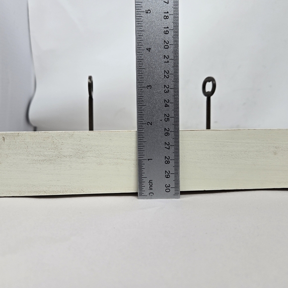 Vintage A Special Place Off White & Metal Key Clothes Hanger 3 Hook Cottagecore - Picture 15 of 16